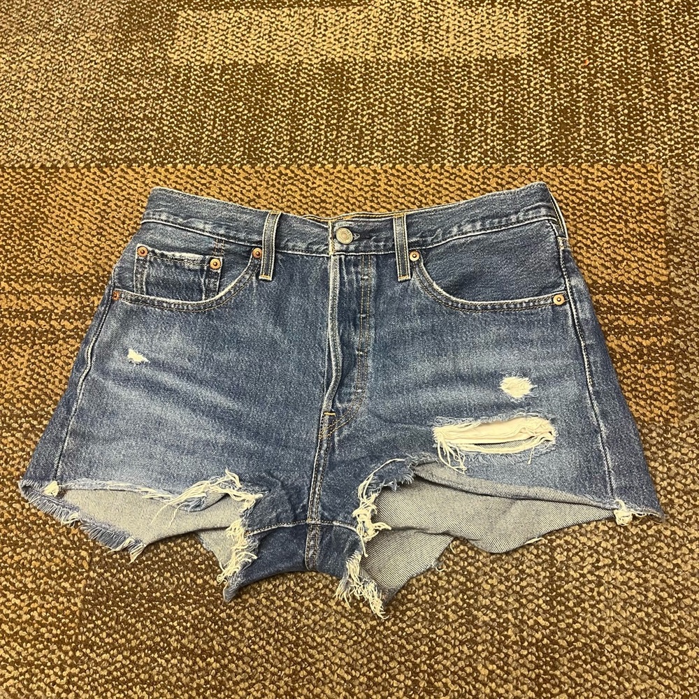 Levis Shorts 501’s